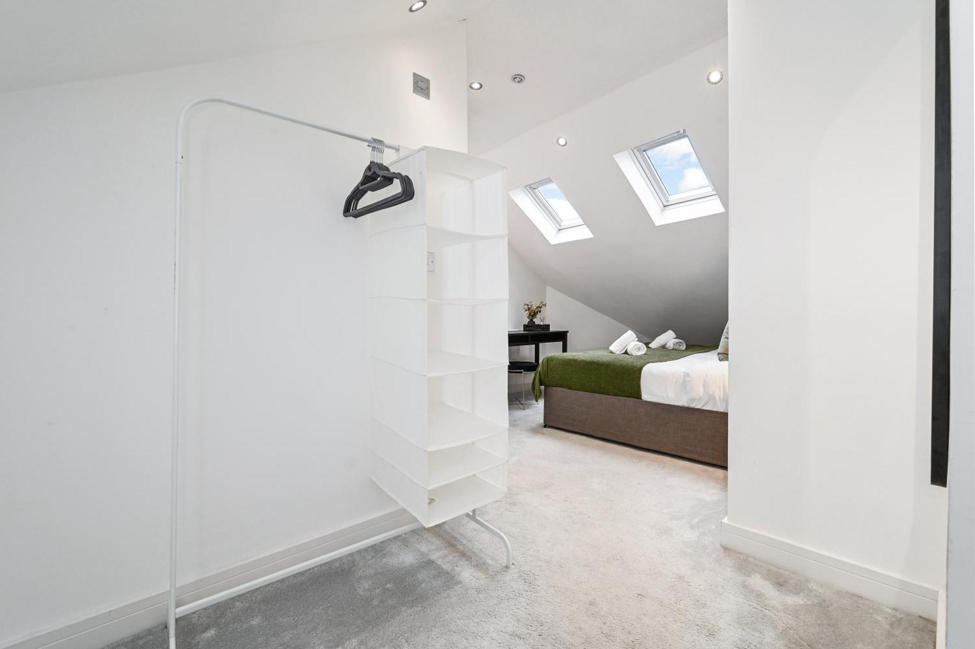 Family 1 Bed Apt Near Cardiff City Centre, Free Parking, Quiet, Secure Neighbourhood Экстерьер фото