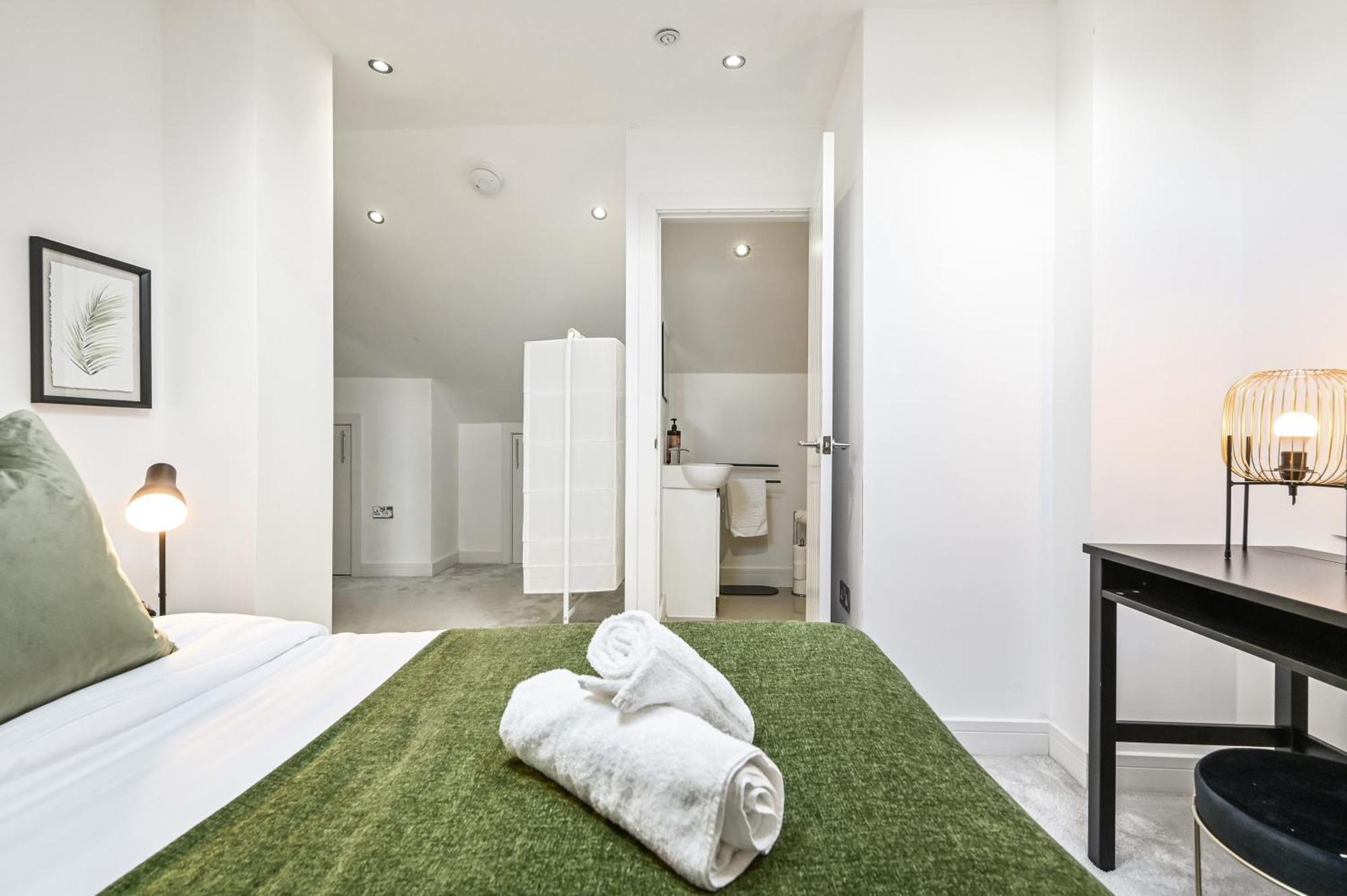 Family 1 Bed Apt Near Cardiff City Centre, Free Parking, Quiet, Secure Neighbourhood Экстерьер фото